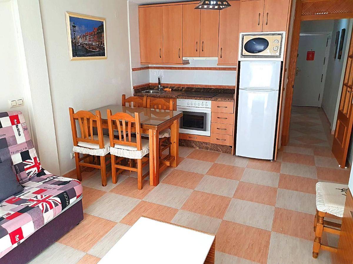 Apartamento Un Dormitorio En Benidorm Dış mekan fotoğraf